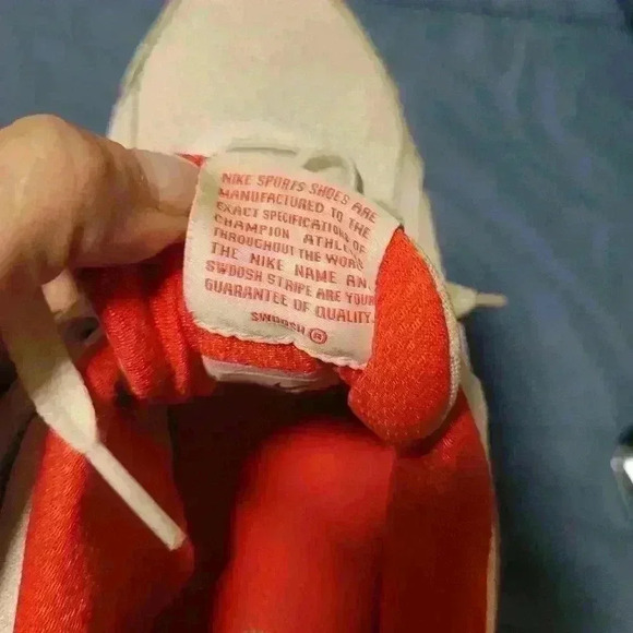 Nike Dual Fusion Athletic Soes - Picture 5 of 6